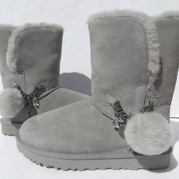 UGG Boots Women's Classic Short Charm 8 NEW Gray SEL Sheepskin Suede NIB - Picture 4 of 16